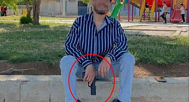 Parktaki cinayetin şüphelisi, saldırı öncesi olay yerinden silahlı fotoğraf paylaşmış