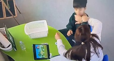 Rehabilitasyon merkezinde otizmli çocuğa şiddet kamerada