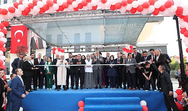 Sağlık Bakanı Memişoğlu, Muş'ta sağlık yatırımlarını değerlendirdi