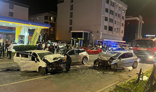 Samsun'da 3 aracın karıştığı zincirleme kaza: 5 yaralı