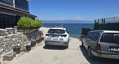 Serinlemeye girdiği denizde fenalaştı, hastanede öldü