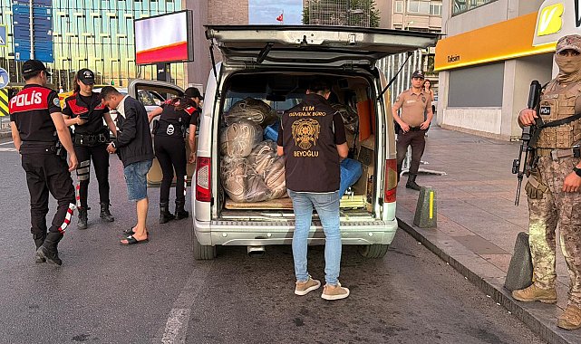 Taksim'de helikopter destekli 'Huzur İstanbul' denetimi