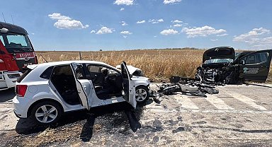 Tekirdağ'da otomobille hafif ticari araç çarpıştı; 2 yaralı