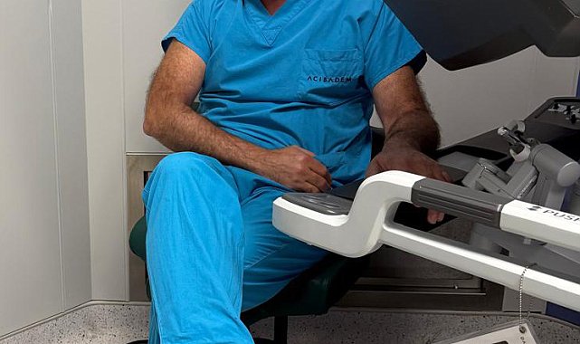 Türk doktor, dünyanın gözü önünde canlı ameliyat yapacak