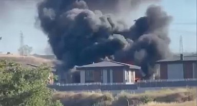 Tuzla'da villada çıkan yangın itfaiye tarafından söndürüldü
