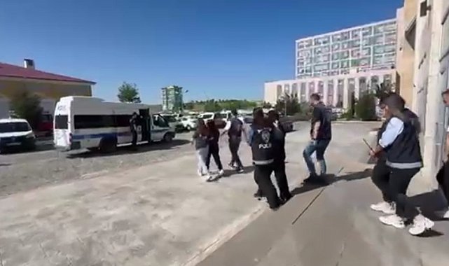 Uşak'ta yasa dışı bahis operasyonu: 5 tutuklama