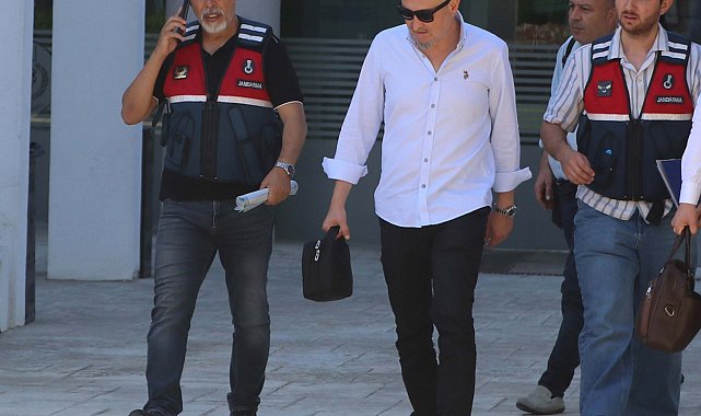 Uyuşturucu soruşturmasında gözaltına alınan baro başkanı istifa etti