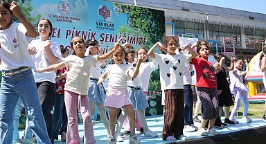 Vakıflar Genel Müdürlüğü, 100 öğrenci ve ailelerini piknik programında bir araya getirdi