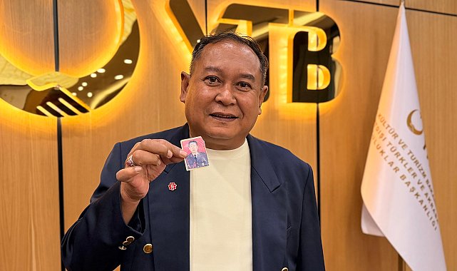 YTB bursuyla okuyan Malezyalı doktora vefa ödülü