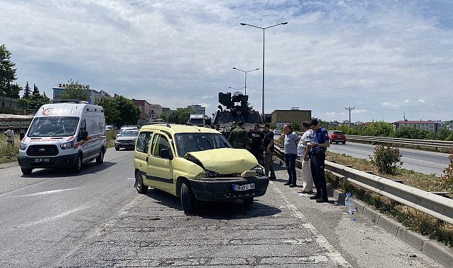 Zırhlı araç ile hafif ticari araç çarpıştı; 1 yaralı