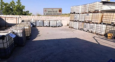10 milyon TL'lik kaçak akaryakıtı piyasaya sürmeye hazırlanan 5 şüpheli gözaltına alındı