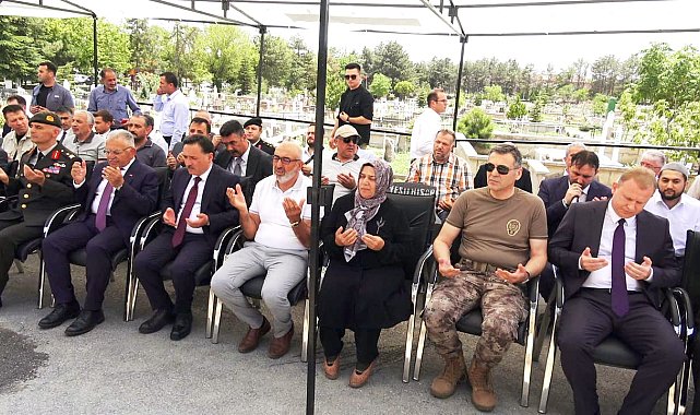 15 Temmuz şehidi Kübra Doğanay kabri başında anıldı