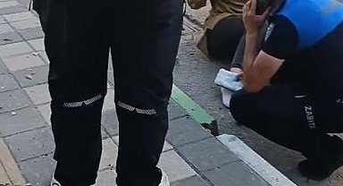 2'nci kat balkonundan kopan beton parçası, yoldan geçen kadının ayağına düştü