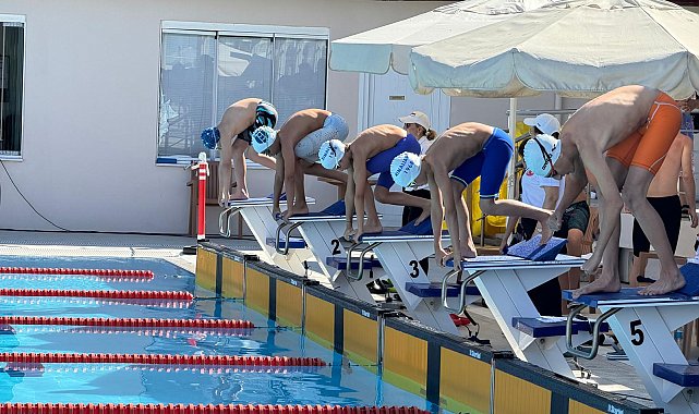 39'uncu Uluslararası Prens Adaları Yüzme Şampiyonası'nda ilk gün tamamlandı