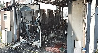 7 işçinin öldüğü fabrika yangında tutuklanan 7 belediye görevlisinden 2'sine tahliye