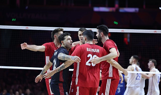 A Milli Erkek Voleybol Takımı, Sırbistan'ı set vermeden geçti