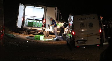 Adana'da seyir tepesinde silahlı saldırı: 1'i kadın 3 ölü