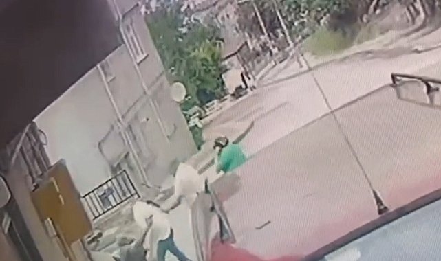 Ağabeyi ve yengesi ile yeğenini öldürüp kaçtı