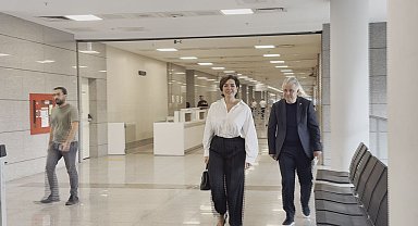 Ahbap Derneği soruşturması: Özlem Gürses ifade için adliyeye geldi -2 Ek bilgi