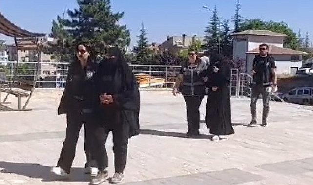Altınlarla kaçmaya çalışan gelin ve iş birlikçisi yakalandı