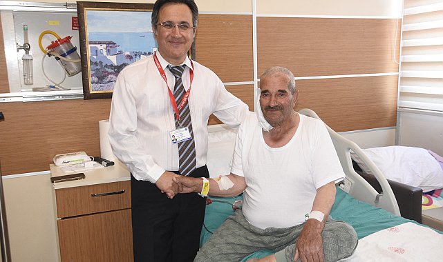 Ameliyatla tükürük bezi tümöründen kurtuldu