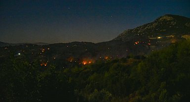 Antalya'da Kumluca, Kaş ve Manavgat orman yangınları kontrol altında