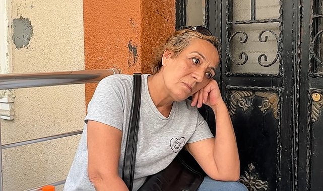 Avcılar'da kentsel dönüşüm isteyen daire sahibinden 14 saatlik oturma eylemi