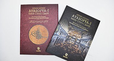 Ayasofya'nın yeniden ibadete açılmasının 6'ncı yıl dönümü koleksiyon bir eserle taçlandı