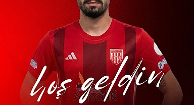 Ayvalıkgücü'nde savunma için 2 imza tamam
