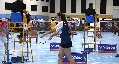 Badminton liglerinde mücadele Samsun'da başladı