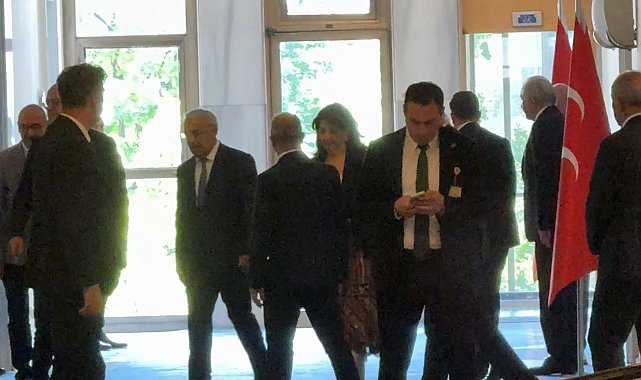 Bahçeli, DEM Parti heyeti ile bir araya geldi