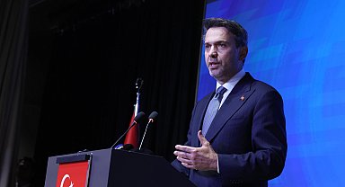 Bakan Bayraktar: Türkiye ile KKTC arasında deniz altından geçecek doğal gaz boru hattının inşasına başlıyoruz