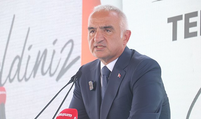 Bakan Ersoy: Çingene Kızı Mozaiği'nin 13'üncü panelinin getirilmesinin mutluluğunu yaşıyoruz