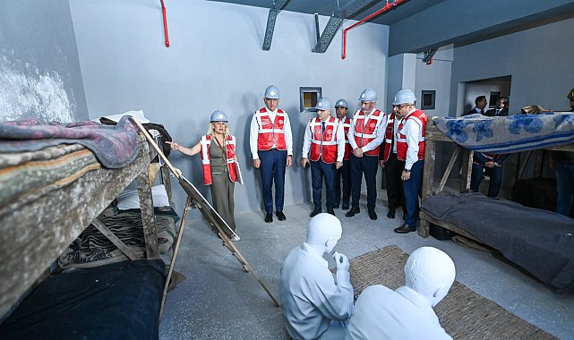 Bakan Ersoy, Diyarbakır Anı Müzesi ve Kültür Merkezi'nde incelemelerde bulundu
