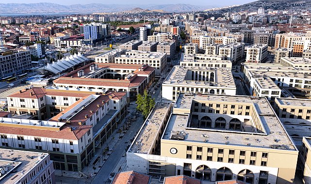 Bakan Kurum'dan Malatya Bakırcılar Çarşısı paylaşımı