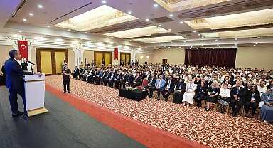 Bakan Tekin yurt dışında görevlendirilecek öğretmenlerle bir araya geldi