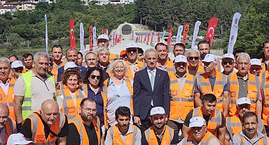 Bakan Uraloğlu: Ankara-İstanbul arası seyahat süresinde 30 dakika zamandan tasarruf edeceğiz