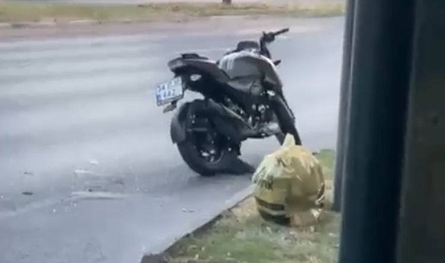 Bakırköy'de otomobilin çarptığı motosikletli öldü