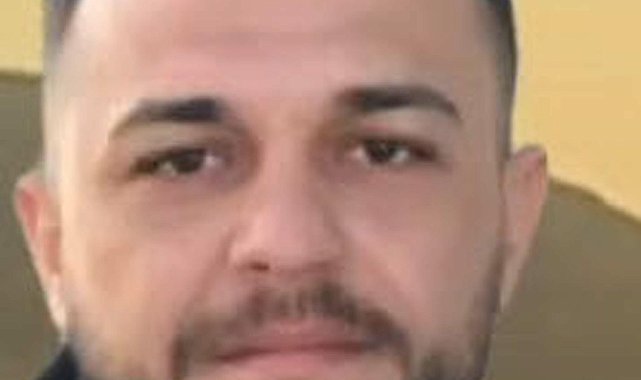 Bariyerlere çarpan motosikletin sürücüsü öldü; kaza kamerada