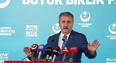 BBP Genel Başkanı Destici, basın toplantısında konuştu