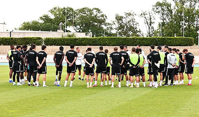 Beşiktaş çalışmalarını Slovakya'da sürdürüyor