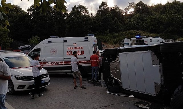 Beykoz'da iki otomobilin çarpıştığı kazada 7 kişi yaralandı