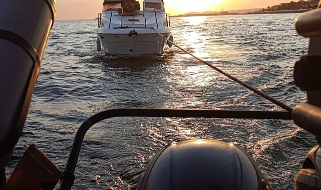 Beylikdüzü açıklarında makine arızası yapan gemi kurtarıldı