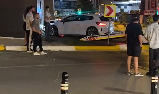 Beylikdüzü'nde uğradığı silahlı saldırının ardından hastaneye giderken kaza yaptı, hayatını kaybetti