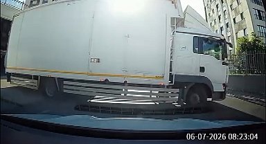 Beylikdüzü'nde yol verme tartışmasına otomobilden inen yolcuya 180 bin lira ceza