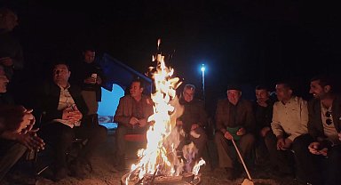 Bingöl Valisi Çelik, yayladaki göçerleri ziyaret etti