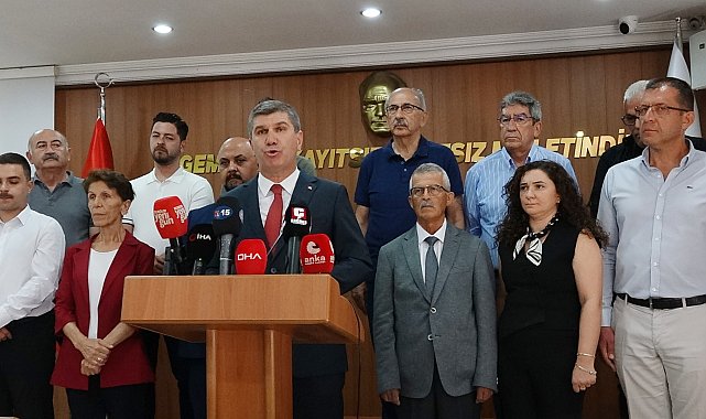 Burdur'da 4 belediye başkanı, CHP'den istifa etti