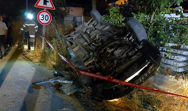 Bursa'da kontrolden çıkan otomobil takla attı: 2 yaralı