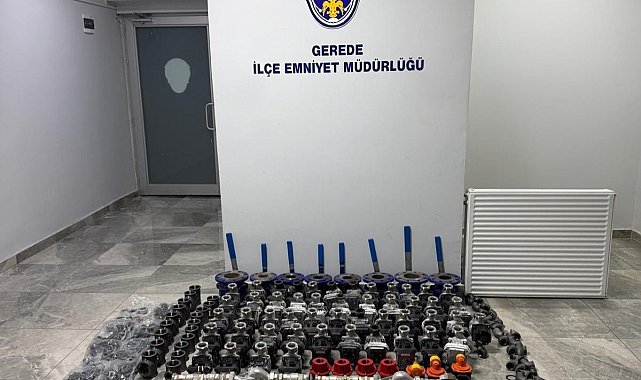 Çaldığı 2,5 milyon liralık inşaat malzemelerini satarken yakalandı