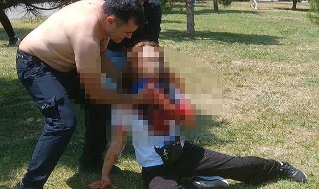 Çatalca'da boşanma aşamasındaki eşini boğazından bıçakladı